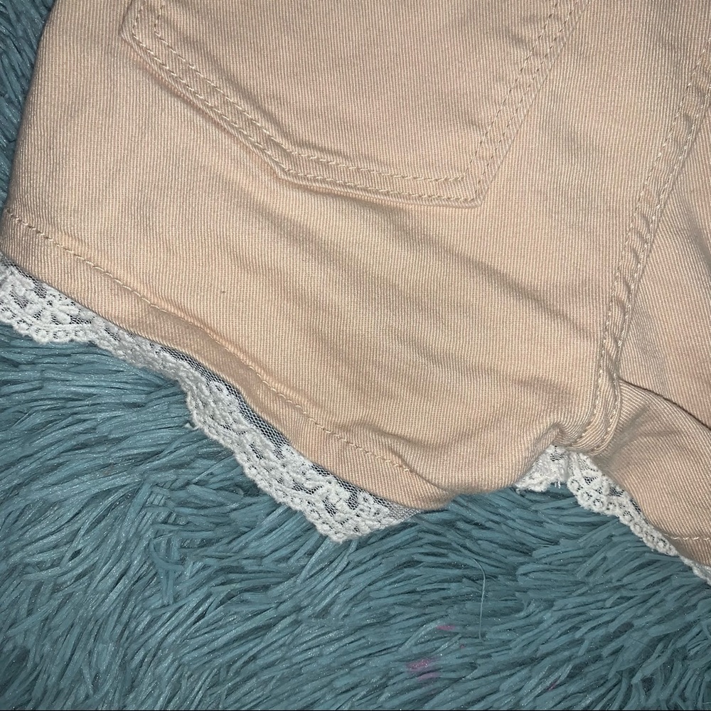 H&M Shorts - Picture 5 of 6